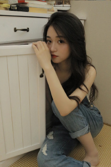 男孩子和男孩子做到哭图片